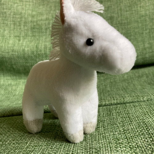 グレーとホワイトの馬型ぬいぐるみ 馬 ウマ ぬいぐるみ たけのこ TAKENOKO JOYFUL MATES ふわもこ