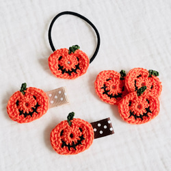 四つ葉のクローバー ベビーヘアクリップ♡ 赤ちゃん 新生児 ヘアピン