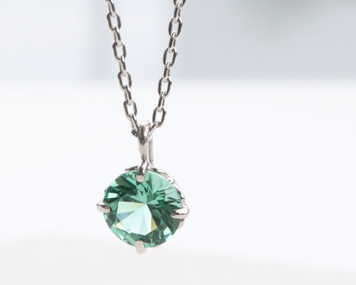 【未使用級】レネレイド　ネックレス　ミントグリーン　箱付き 未使用級】レネレイド ネックレス ミントグリーン 箱付き