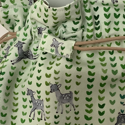 現品限り☆ハンドメイド　巾着袋　鹿さんとツリー 現品限り☆ハンドメイド 巾着袋 鹿さんとツリー 手提袋 | 商品 | 印