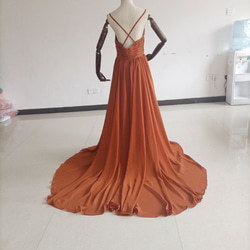 ふんわりシフォン製 テラコッタカラードレス Vネックドレス キャミソール ロングトレーン パーティードレス 4枚目の画像