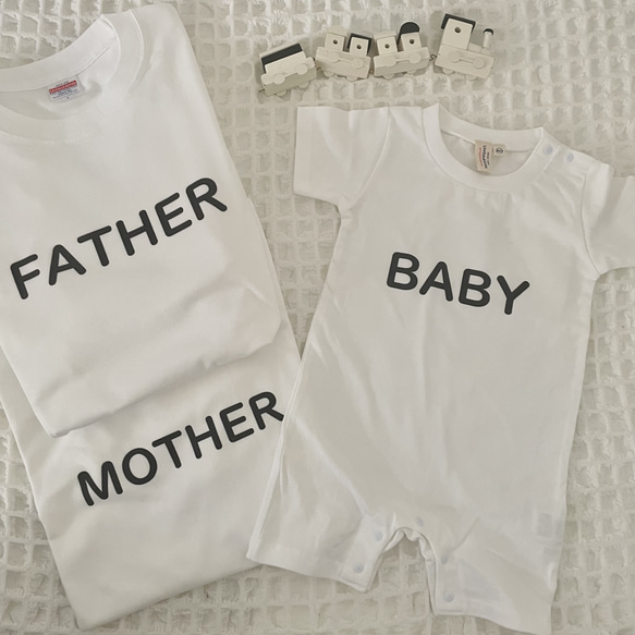 名入れTシャツ 【 Tシャツ 親子Tシャツ ファミリー 家族写真 撮影 リンクコー 4枚目の画像