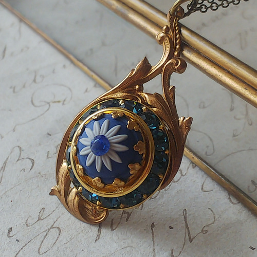 ウェッジウッド デイジー フラワーモチーフバングル　ネックレス VINTAGE HOLLYWOOD DAISY ヴィンテージハリウッド ヴィンテージ