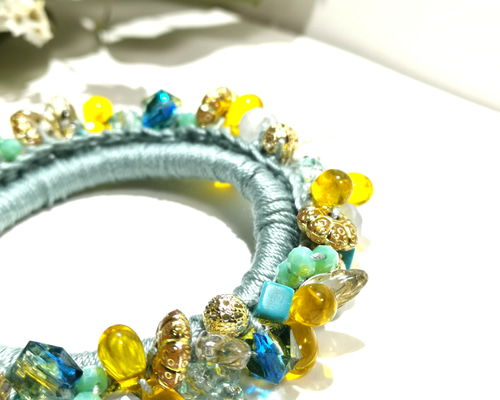 ビーズシュシュ(ブルーとイエローのリース) シュシュ favori _saki