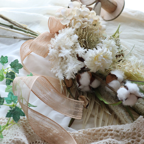 まるでドライフラワーみたいな白いスワッグ アートフラワー BEAT 通販