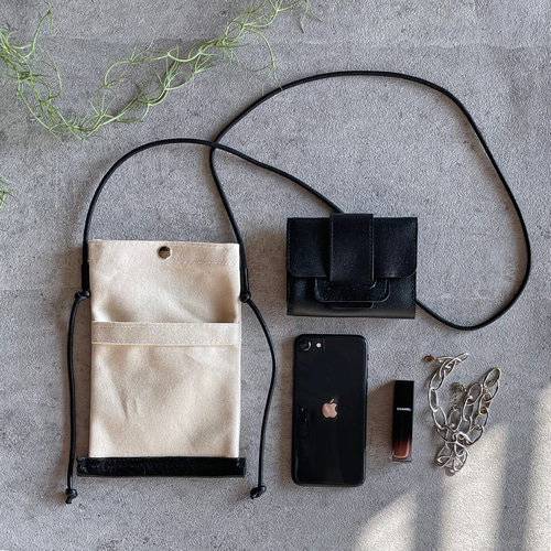 帆布とレザーのスマホショルダー スマホポシェット・スマホポーチ