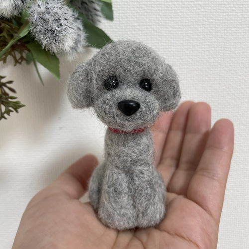 いつでもいっしょ♪ ふわふわ羊毛フェルトの小さなグレー