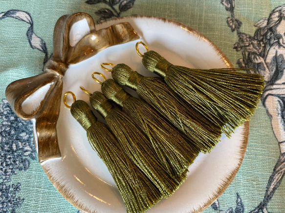 新入荷！日本製！『シンプルで使いやすい！光沢の綺麗なお洒落タッセル 