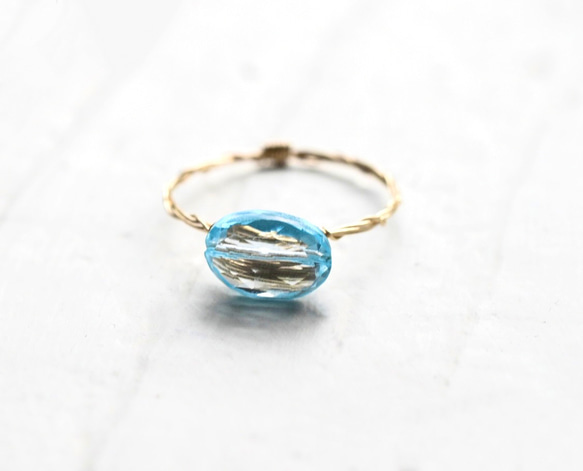 [14Kgf] 天藍色托帕石 AAA 橢圓形切割/鍍金戒指 第2張的照片