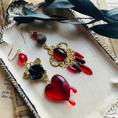 ハート　カボション　ピアス　ハンドメイド　イヤリング変更可 ハート カボション ピアス ハンドメイド イヤリング変更可