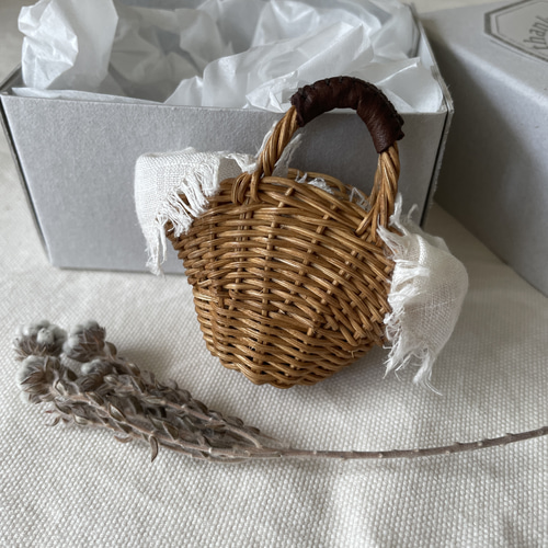 ミニチュア　まるカゴ　持ち手付き ミニチュアクラフト 『ミニチュアパーツ かご MIT-816』 ERUBERU