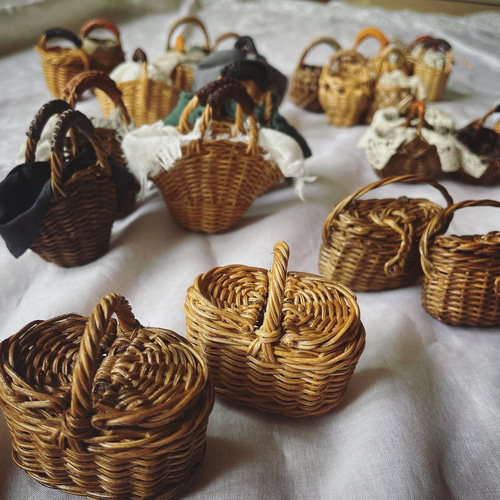 ドイツ製　藤籠　藤カゴ　ハンドメイド　バスケット ドイツ製 藤籠 藤カゴ ハンドメイド バスケット