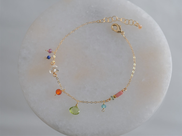 Peridot bracelet：ペリドット×カーネリアン×アパタイト　チェーンブレスレット　天然石 2枚目の画像