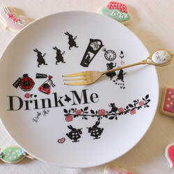 大人かわいいアリス☆「Drink」Me」の１９㎝プレート「ポーセラーツ」 3枚目の画像