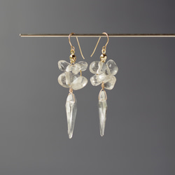 crystal flowers 水晶とヴィンテージグラスの耳飾り 2枚目の画像
