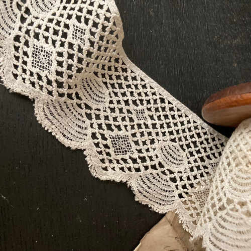 39. イギリス製 アンティークレースリボン コットン リネン 装飾