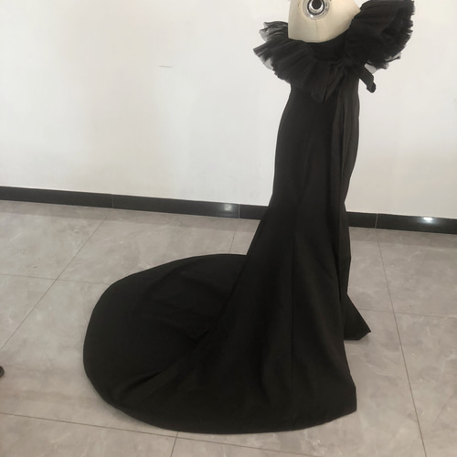 雅やか 黒 カラードレス オフショルダー マーメイドライン 2次会/挙式  