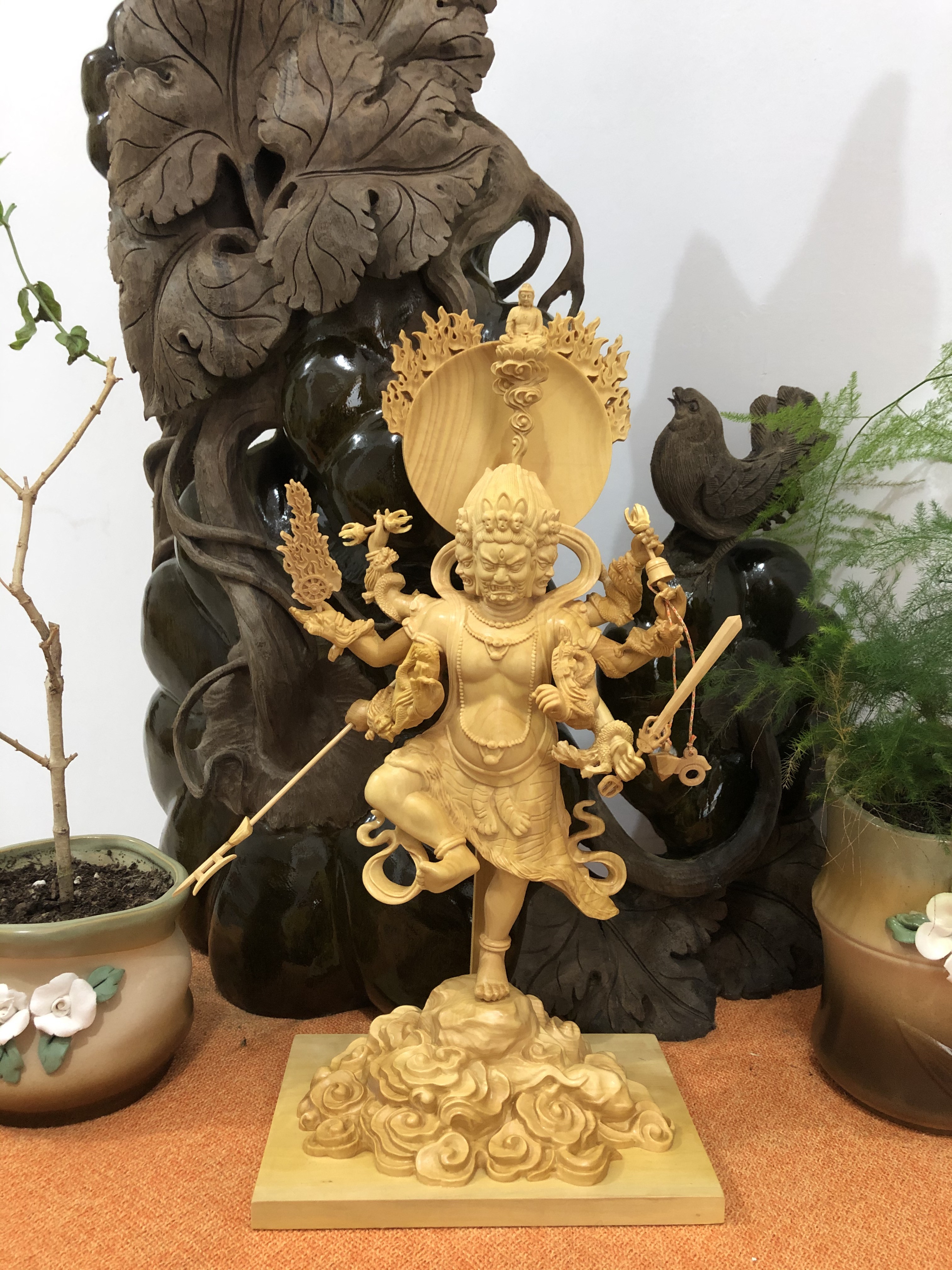 修縁堂】極上彫 木彫り 烏枢沙摩明王 金剛杵 独鈷杵 彩繪