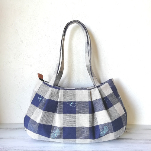 ミナペルホネンchouchoチェック刺繍リネンのタックショルダートート