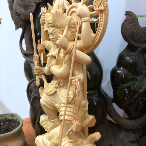 最新作 総檜材 木彫仏像 仏教美術 精密細工 仏師で仕上げ品 切金 最新作 総檜材 木彫仏像 仏教美術 精密細工 仏師で仕上げ品 切金