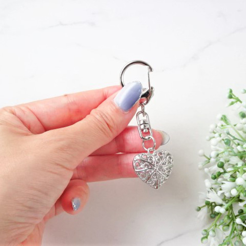 しーかわ様確認用♡ハートのオブジェ 大人可愛い ハート 透かし キーホルダー☆シルバー色 ②