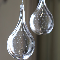 新作「あまつぶのオーナメント」スウェーデンクリスタル ナチュラル 水滴  透明 ドット 水玉模様 サンキャッチャー 6枚目の画像