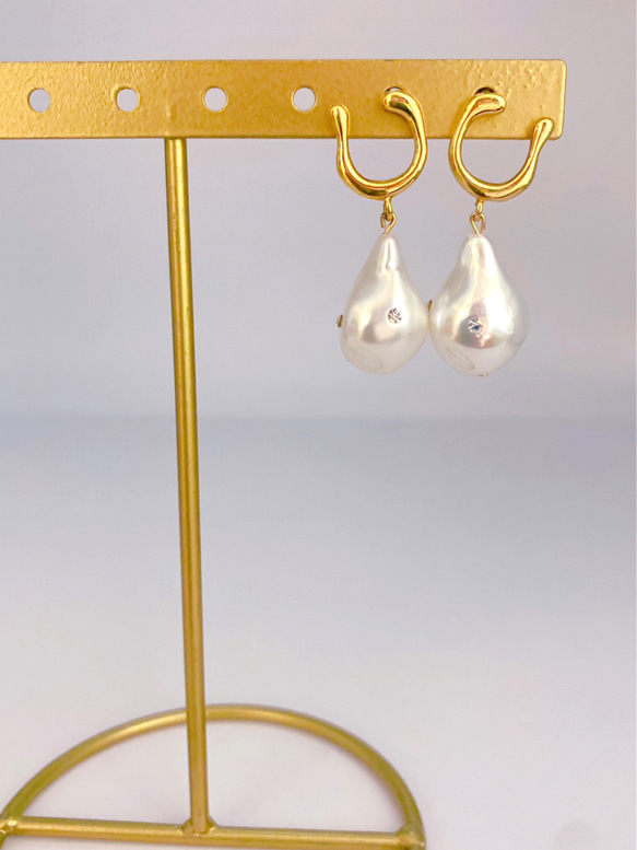 DU drop perl pierce（gold） 1枚目の画像