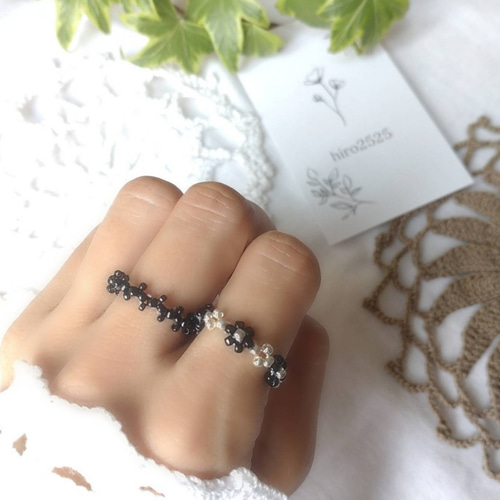 No.96送料無料❀お花&レースリング2set❀ブラック シルバー ビーズ