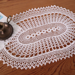 フランスの手仕事/繊細な手編みクロッシェ レース オーバル型 ドイリー テーブルマット  (ヴィンテージ) 5枚目の画像