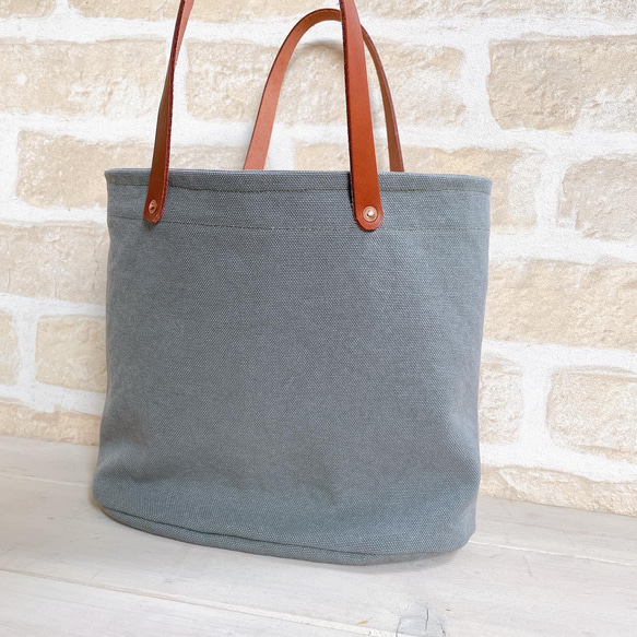 定制 Daily Bag CANVAS TOTE Shabby Bucket Tote 皮革手柄 冰灰色 第4張的照片