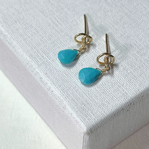14kgf＊アリゾナ産スリーピングビューティターコイズ ピアス