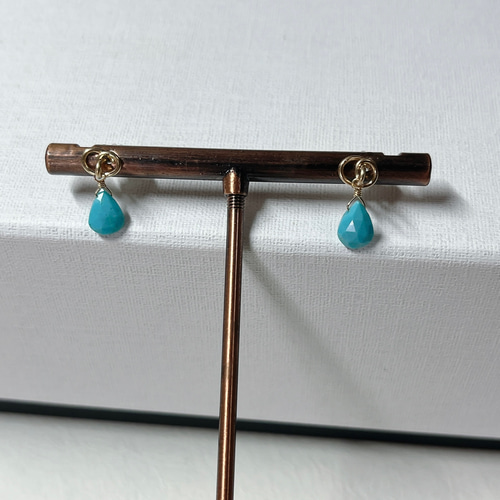 14kgf＊アリゾナ産スリーピングビューティターコイズ ピアス