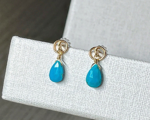 14kgf＊アリゾナ産スリーピングビューティターコイズ ピアス