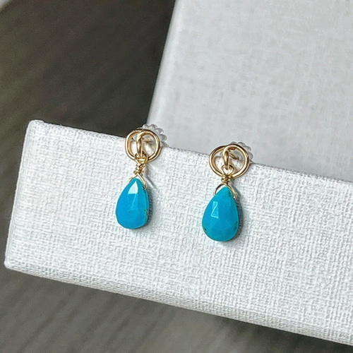 14kgf＊アリゾナ産スリーピングビューティターコイズ ピアス