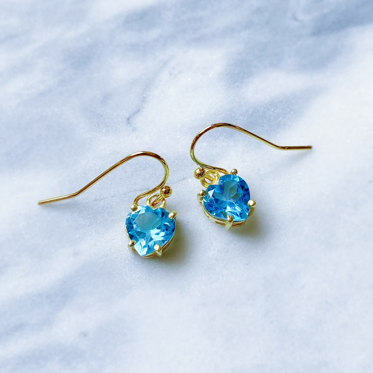 ハート型♡極上スイスブルートパーズのピアス/イヤリング -Clarith-