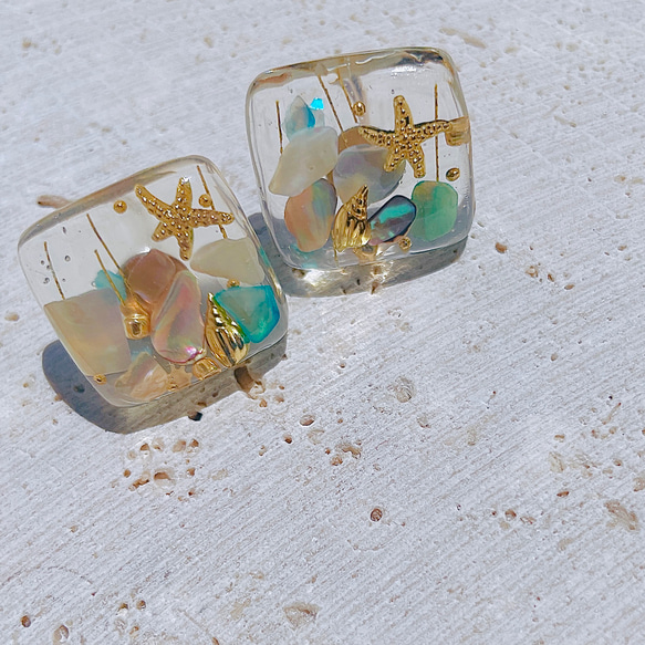 ネイルのようなレジンポストピアス(ヒトデ) ピアス（スタッド・一粒  