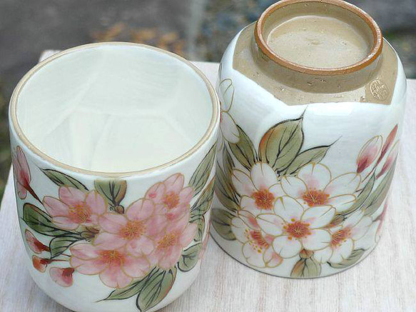 ◆貨號6047 白掛櫻情侶茶杯 陶瓷豆沙 第2張的照片