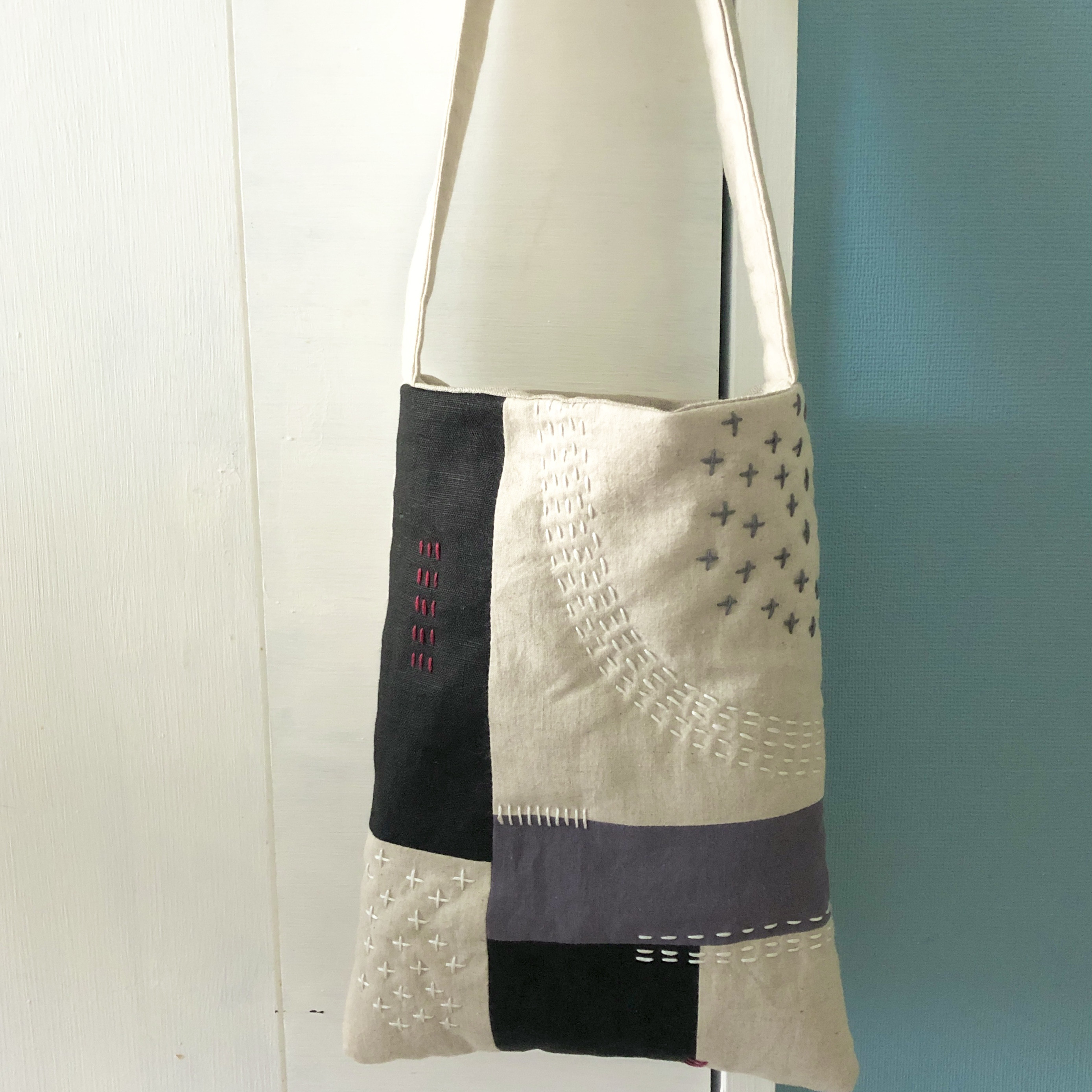 オーストリッチ カラフル トートバッグ 【美品】JRA パッチワーク 編み込み