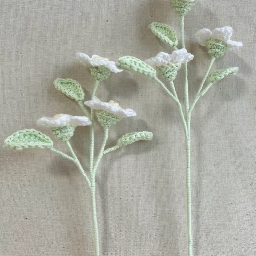 選べる6色】編み物のお花｜小さな野花 アートフラワー sui-sui