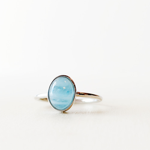 agete シンプルリング アクアマリン　美品　水色 agete シンプルリング アクアマリン 美品 水色 淡い淡い水色