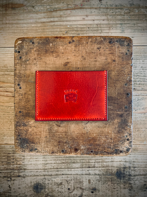 手縫いの革のパスケース（カードケース）『GRINDENKO Topolino30』 2枚目の画像