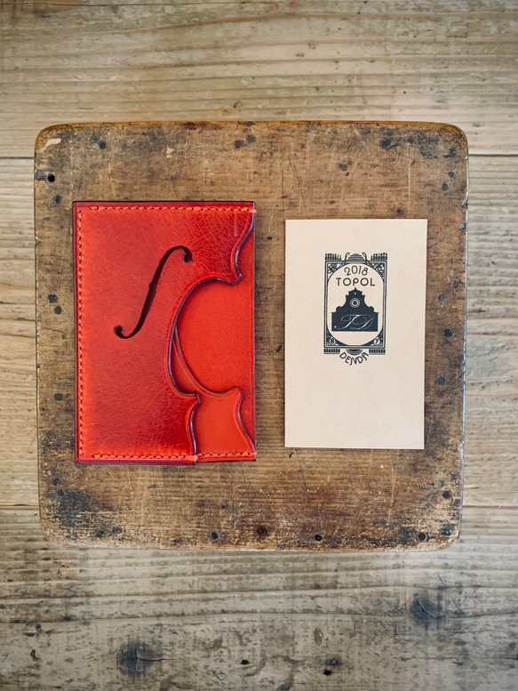手縫いの革のパスケース（カードケース）『GRINDENKO Topolino30』 6枚目の画像