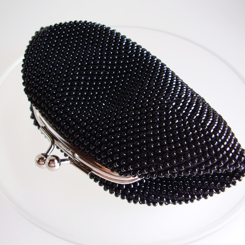 ビーズの小銭入れ（ブラック）・がま口財布・小物入れ がま口