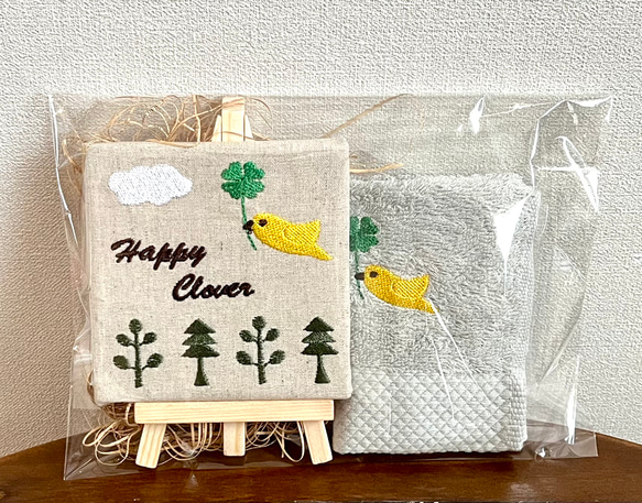 プチギフト　トリさんとクローバー刺繍　ミニパネル＆ハンドタオル 2枚目の画像