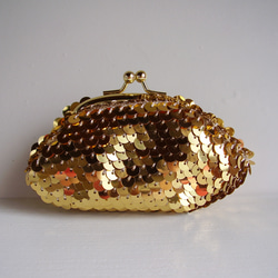 スパンコールの小銭入れ（ゴールド）・がま口財布・小物入れ 2枚目の画像