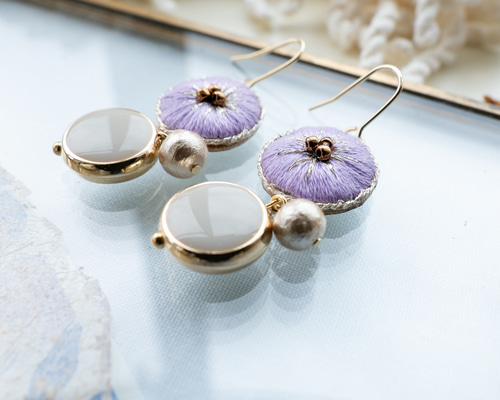 刺繍耳飾りumitsuki 253【ピアス・ヤリング選択】 ピアス（スタッド