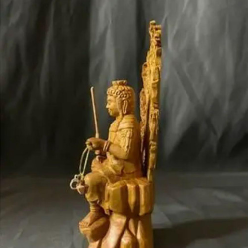 極上品　仏教工芸品　一刀彫　総ケヤキ材　木彫仏像　不動明王座像 楽天市場】【総高33cm】不動明王 木彫 仏像一刀彫 / 素材：欅
