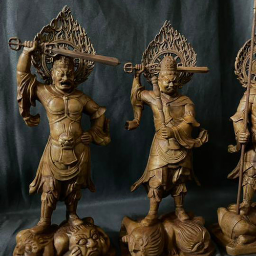 総柘植材　仏教工芸品　時代彫刻　一刀彫　極上彫　木彫仏像　四天王立像 総柘植材 仏教工芸品 時代彫刻 一刀彫 極上彫 木彫仏像 四天王