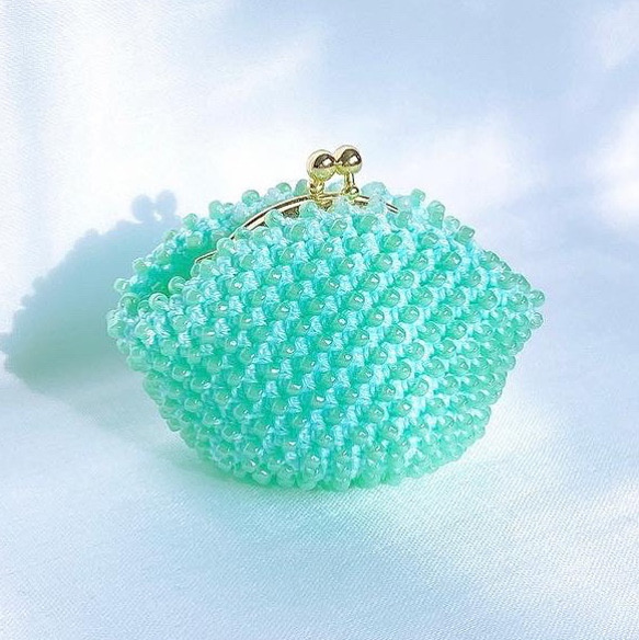 豆っこ ミント ビーズのがま口 黄緑 小銭入れ・コインケース Bright