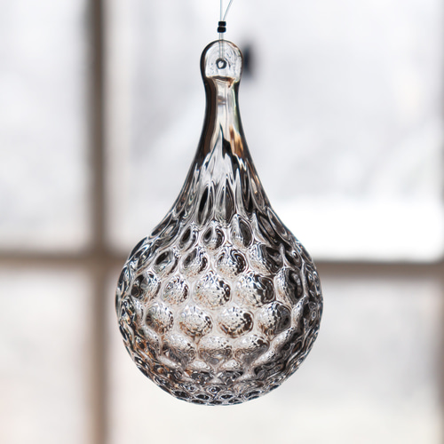 新作「Fruttaのオーナメント」スウェーデンクリスタル 煌めき